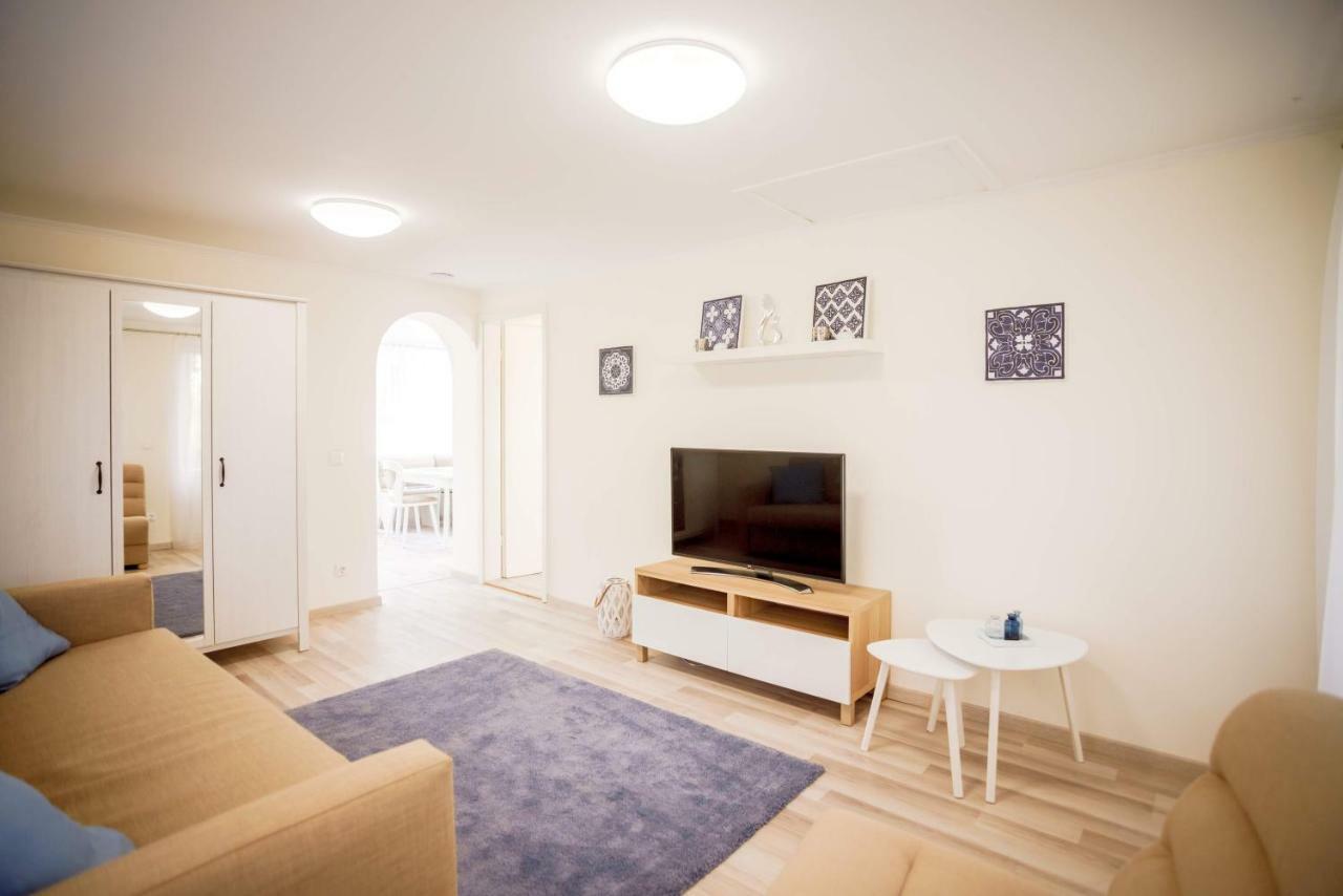Eleven Apartman House Keszthely Exterior photo